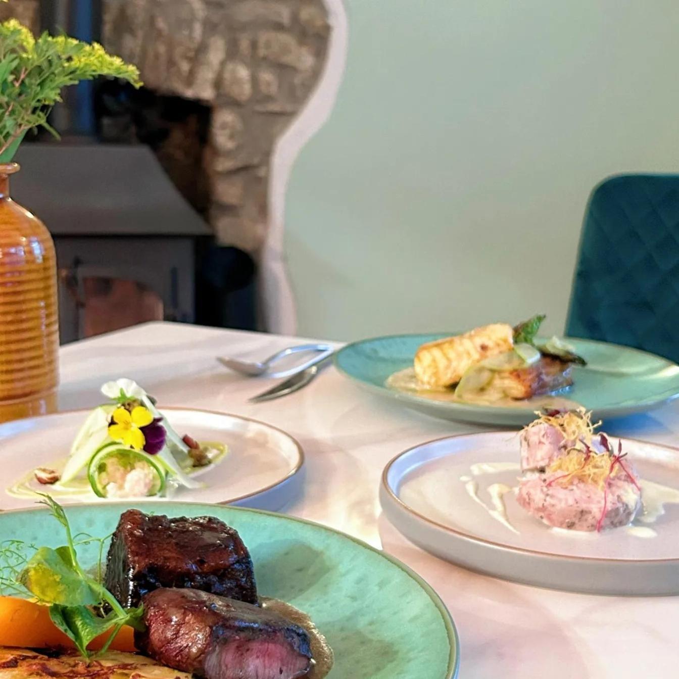 Penybont Restaurant + Inn Carmarthen Esterno foto